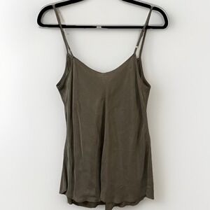 Peruvian Connection Olive Green Rayon Tank Top Minimalist Quiet Luxury Sz Medium